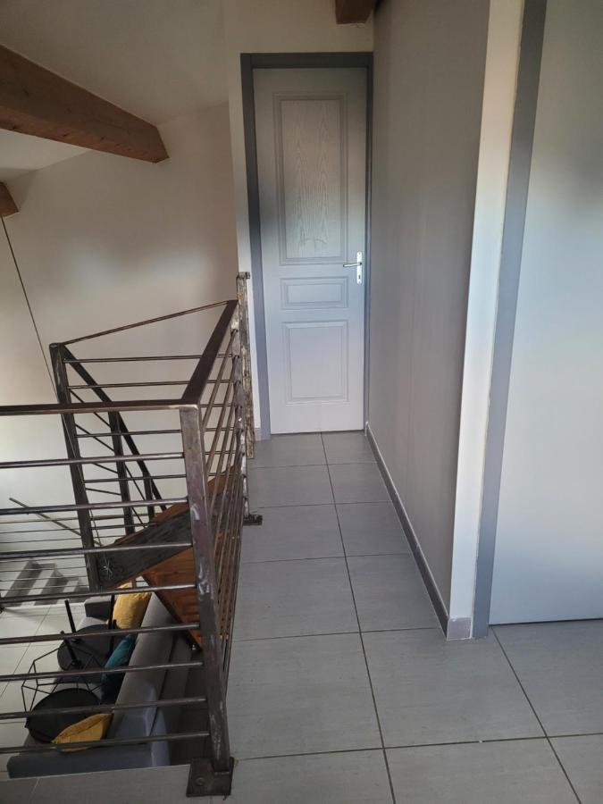 Appartement Avec Exterieur Aigues-Mortes Exterior photo